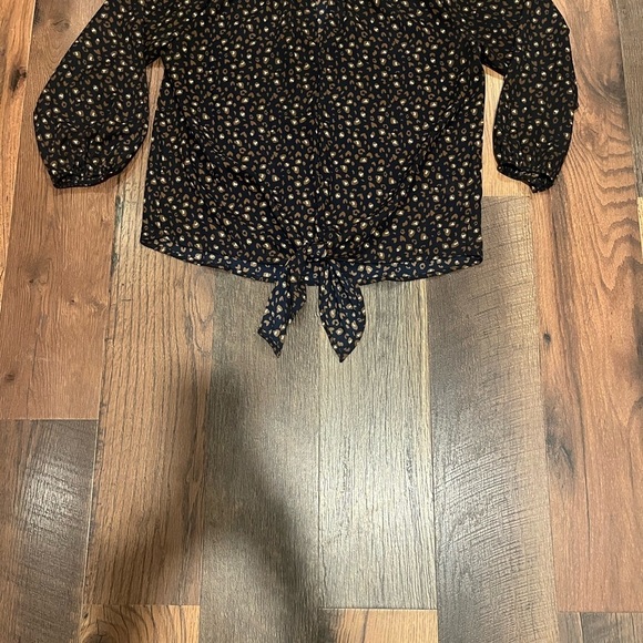 West Kei Casita Tie Front Blouse - Picture 5 of 5